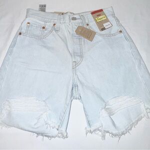 Levi’s Women’s High Rise Distressed Cutoff Shorts Light Wash Size 25 NWT